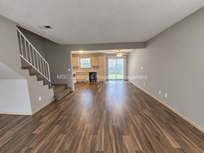 1013 Garden Way - Photo 6 of 22