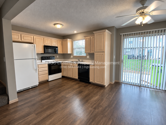 1013 Garden Way - Photo 7 of 22