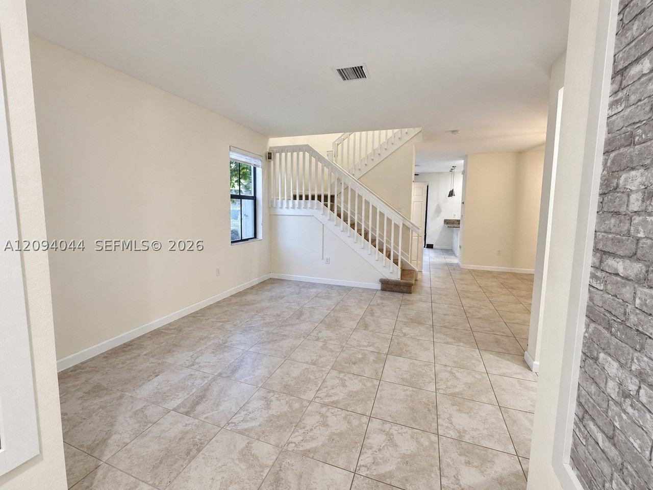 10306 W 33rd Ln - Photo 6 of 36