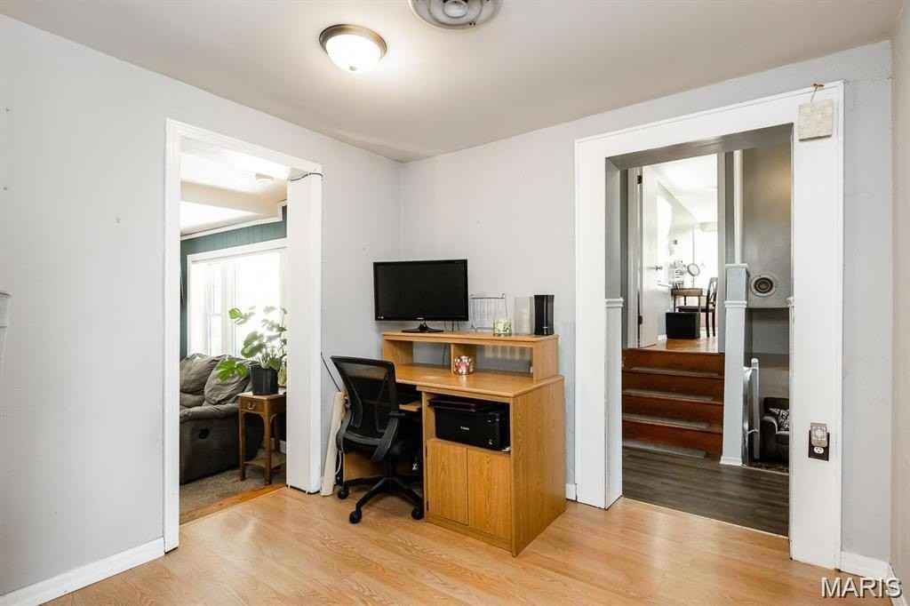 417 N John St - Photo 5 of 24