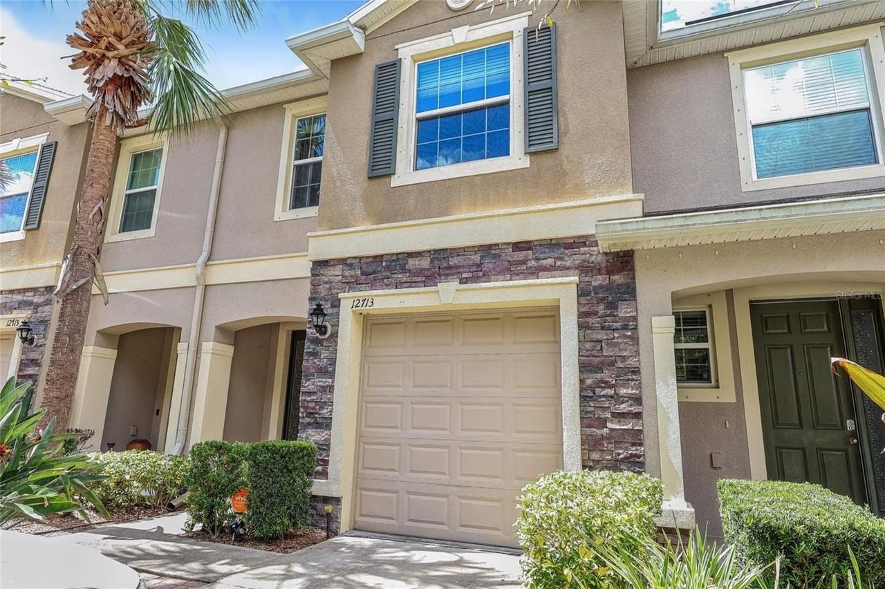 12713 Lexington Ridge St - Photo 2 of 50