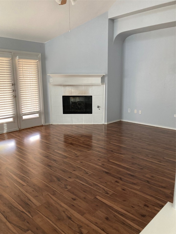 11706 La Grange Dr - Photo 7 of 36