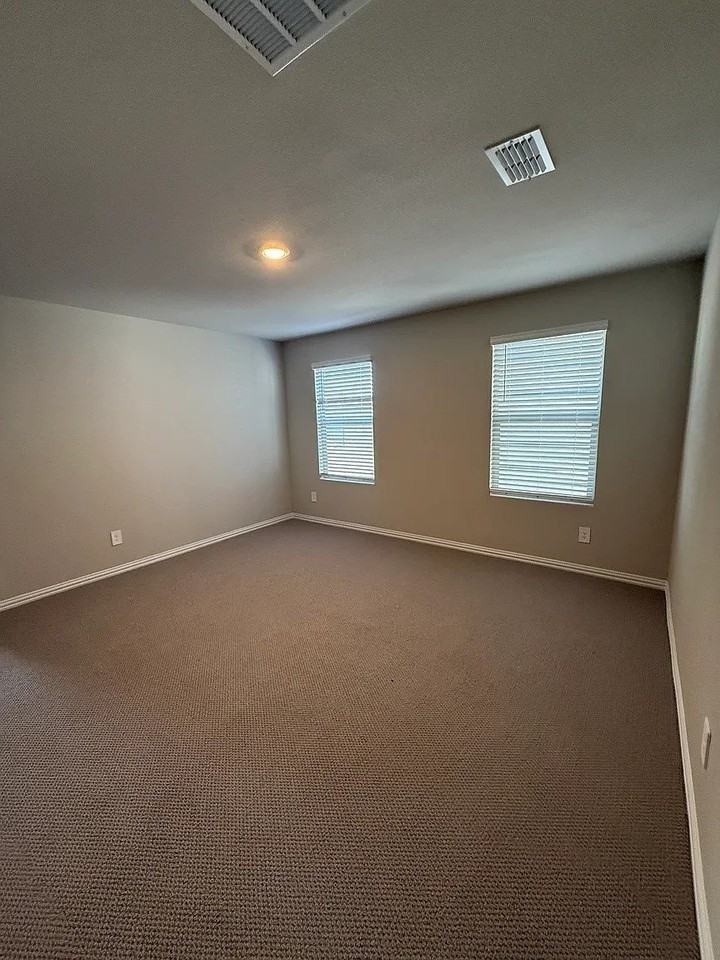 2653 Amistad Ln - Photo 3 of 12