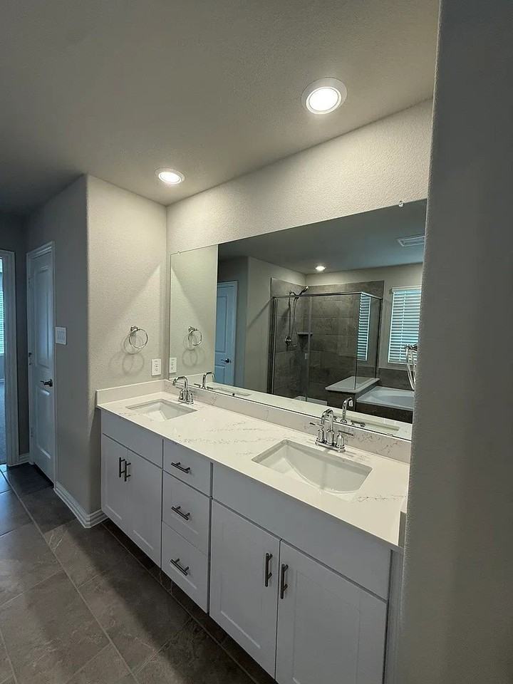 2653 Amistad Ln - Photo 5 of 12