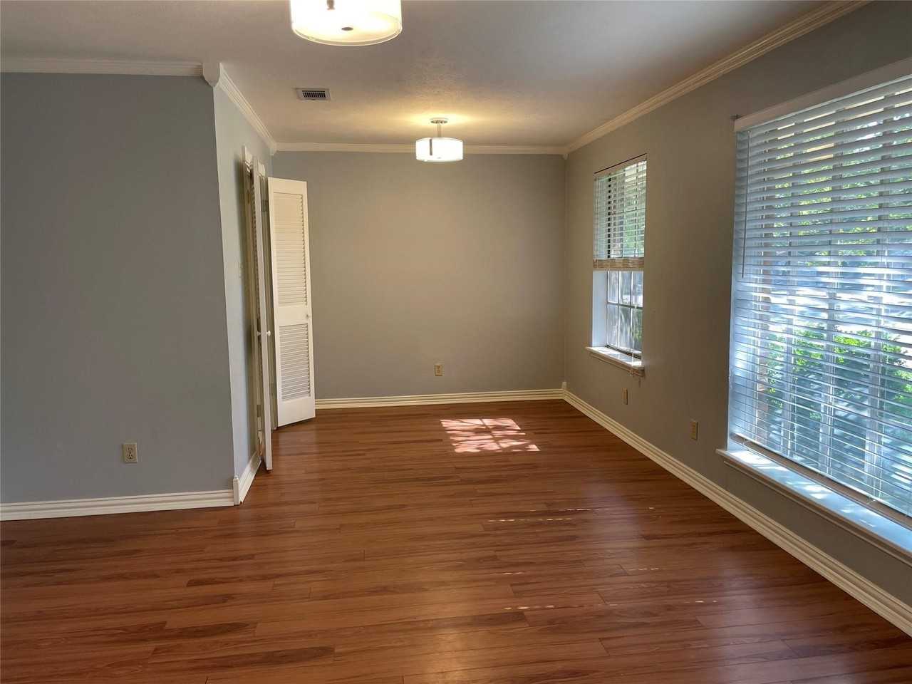 1112 Joanna Cir - Photo 2 of 7