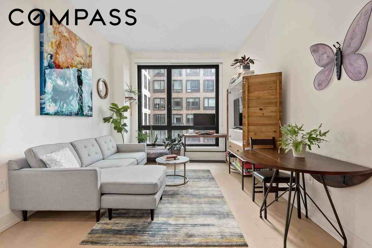 550 Vanderbilt Ave #405 - Photo 2 of 13