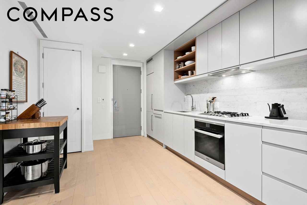 550 Vanderbilt Ave #405 - Photo 4 of 13