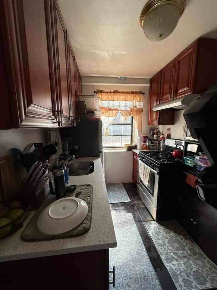 14712 78th Rd #2C - Photo 7 of 8