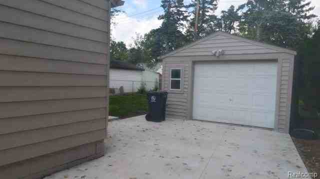 1305 Bauman Ave - Photo 6 of 22