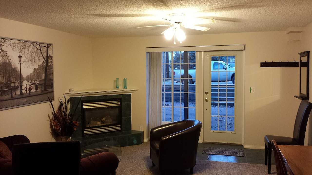26 31 Ave Sw - Photo 2 of 8