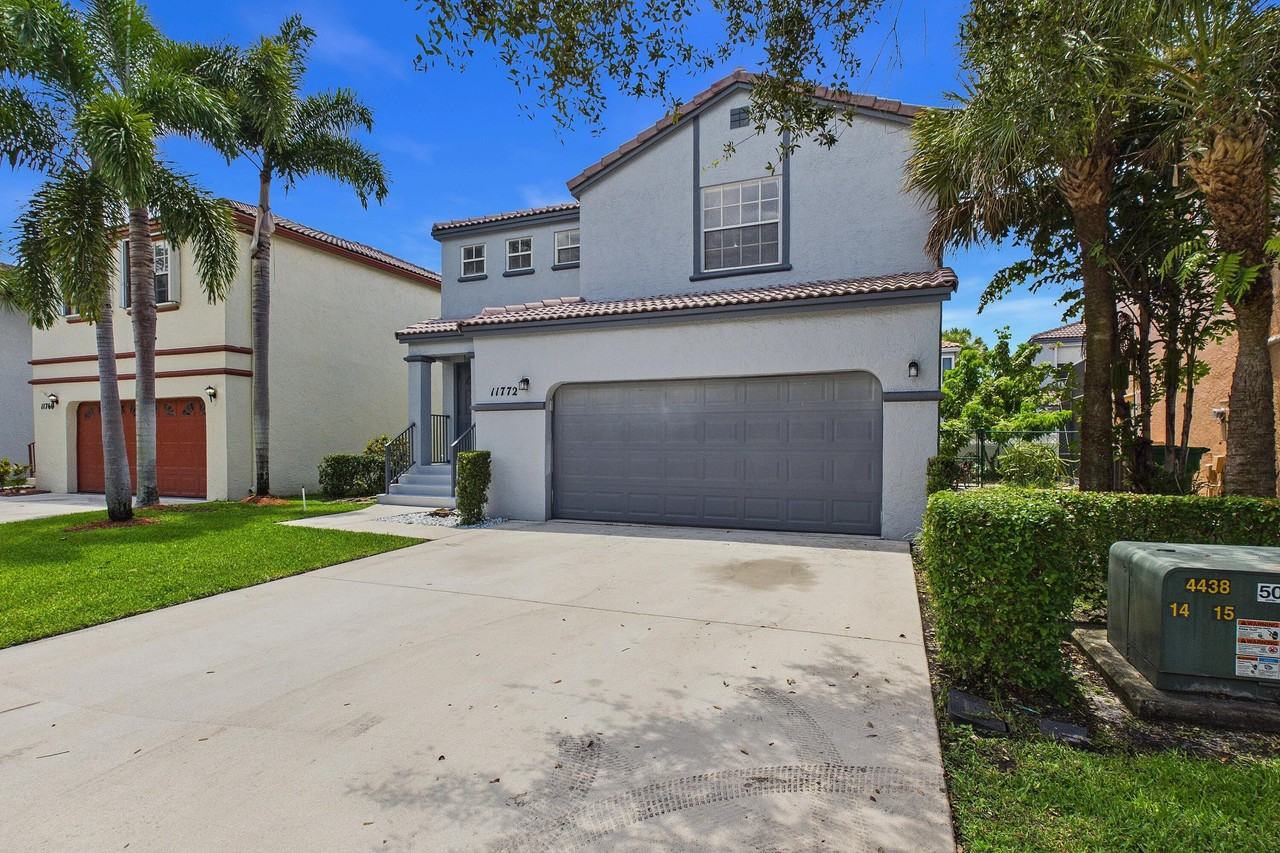 11772 Nw 1st St - Photo 4 of 45