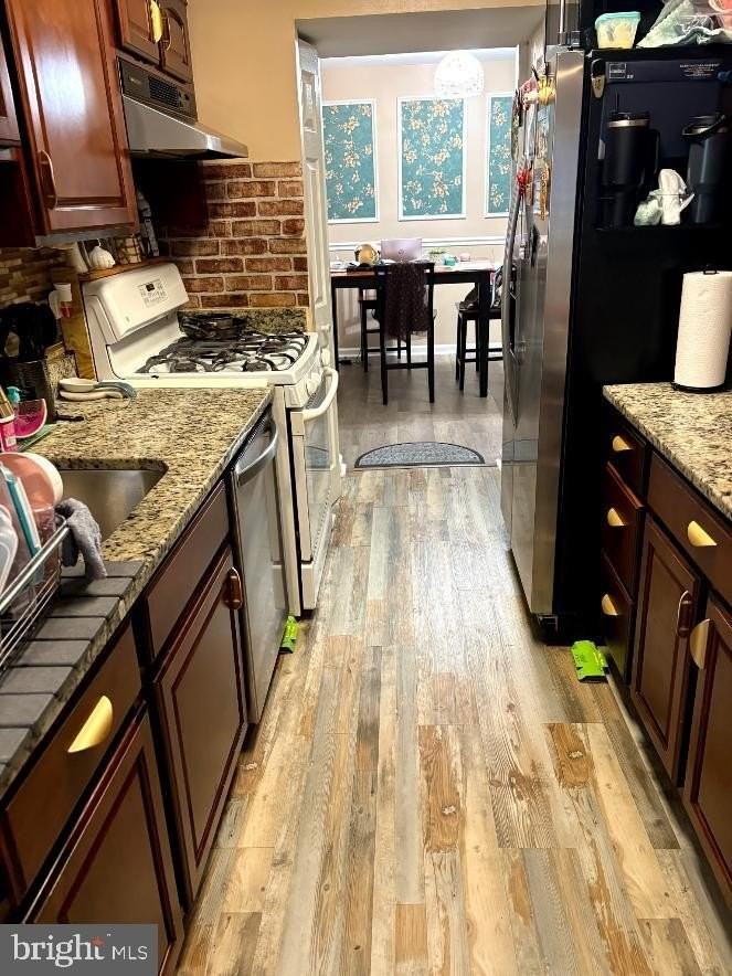 11226 Cherry Hill Rd - Photo 6 of 19