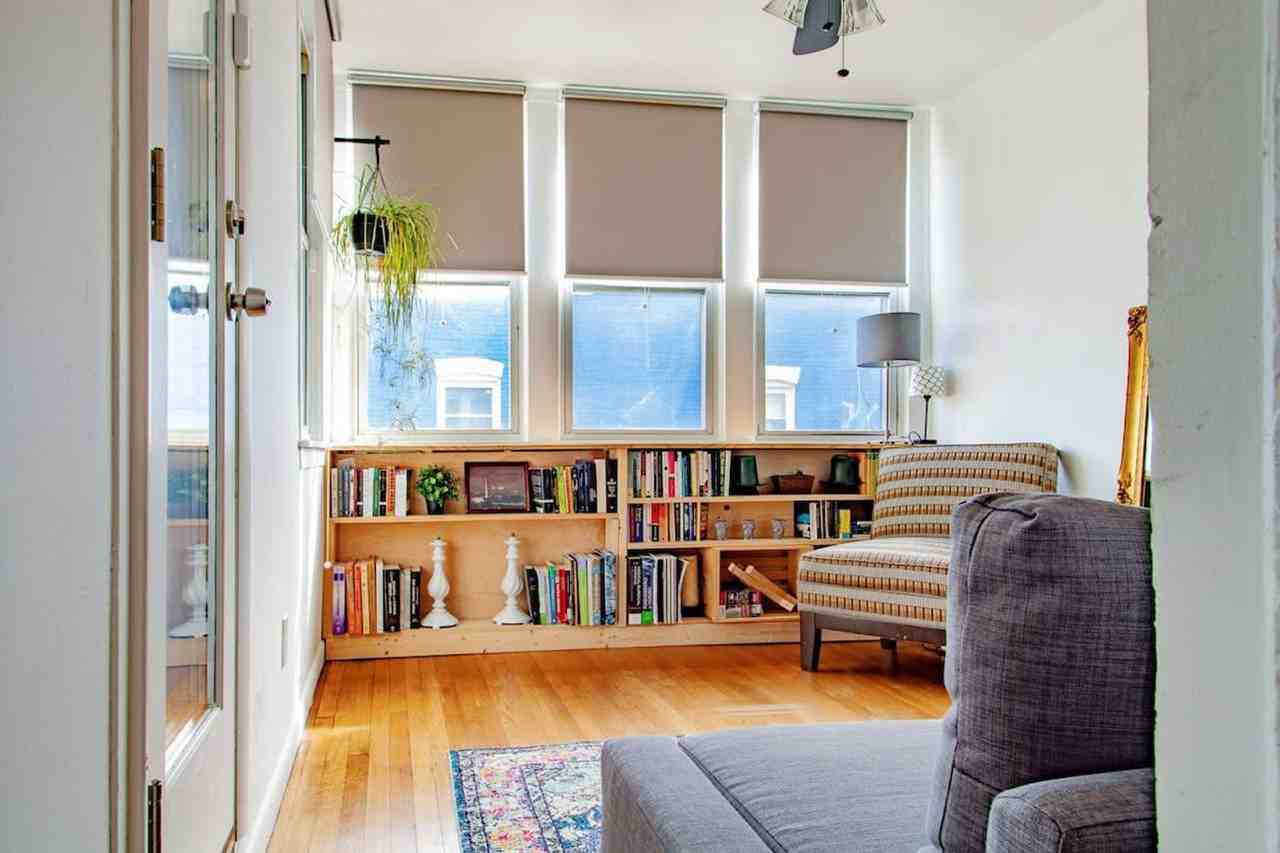 1203 W Virginia Ave Ne #1633284P - Photo 3 of 27
