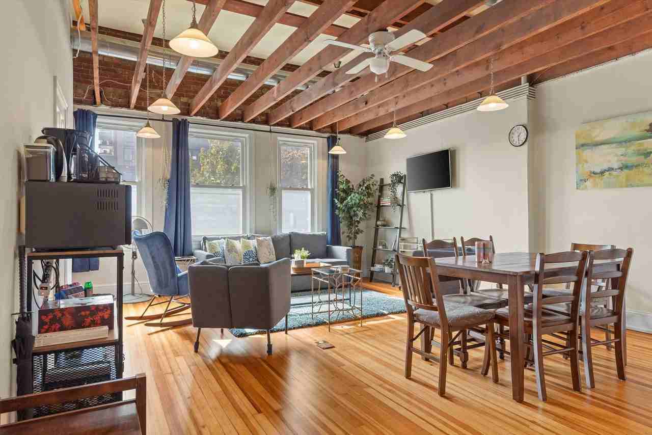 1432 Pennsylvania Ave Se #1633290P - Photo 3 of 18