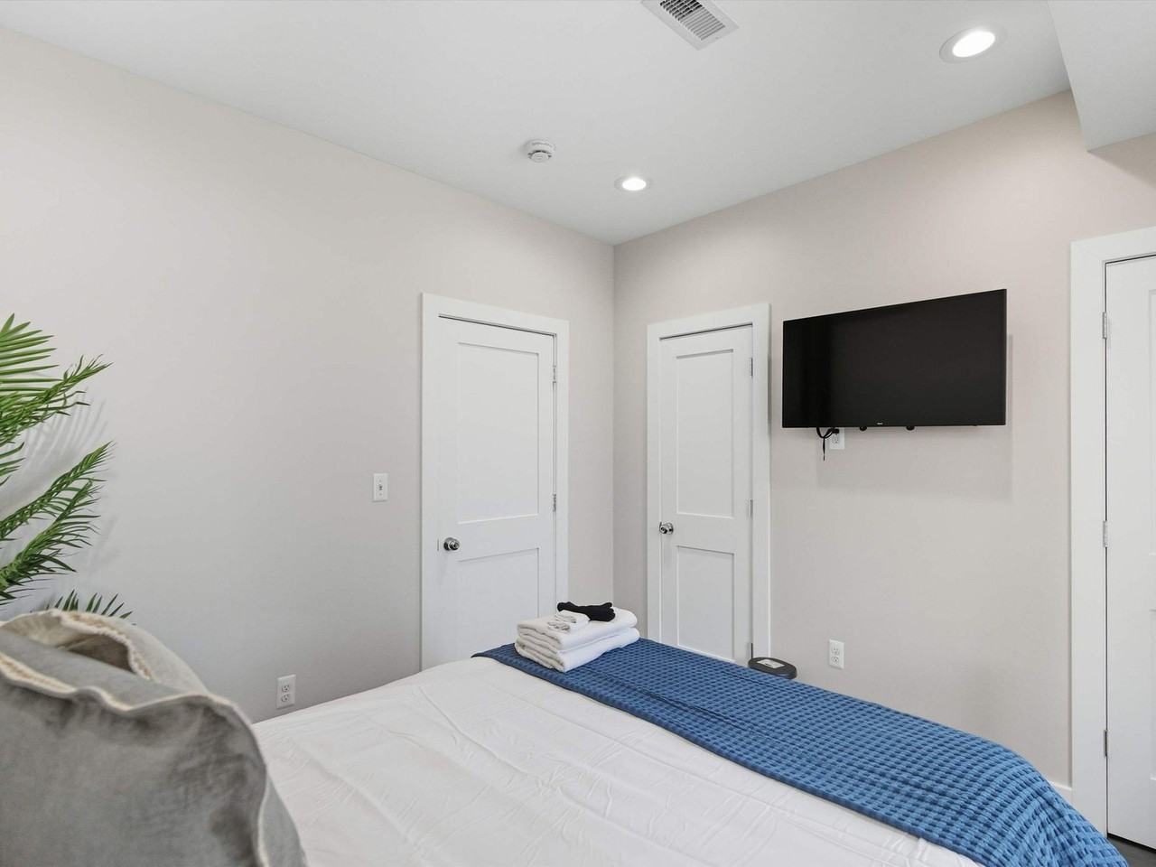 1200 Kennedy St Nw #1633295P - Photo 4 of 13