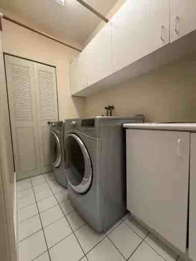 4162 Carnarvon St - Photo 3 of 5