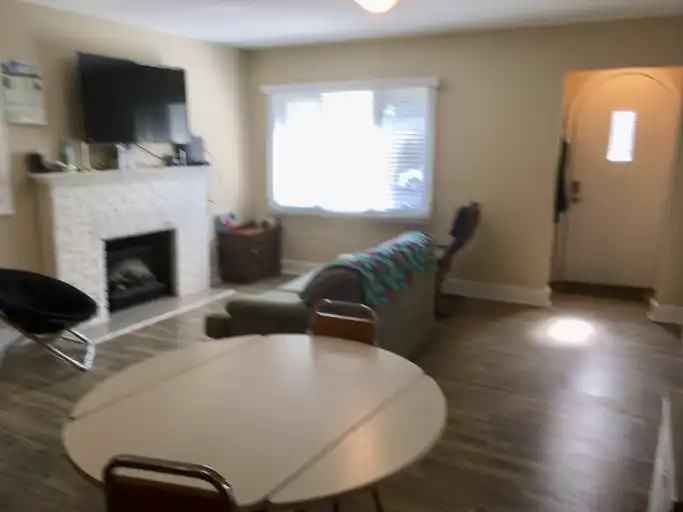 225 Blackburn Ave #1 - Photo 6 of 9