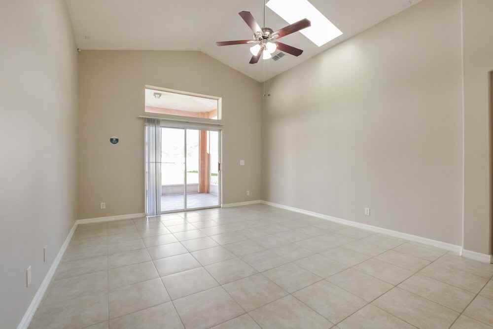 231 Copper Oak Ct - Photo 4 of 16