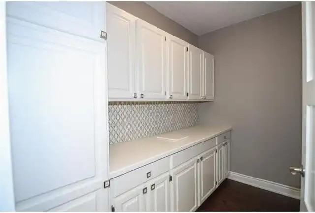 5250 Lakeshore Rd #1804 - Photo 5 of 18