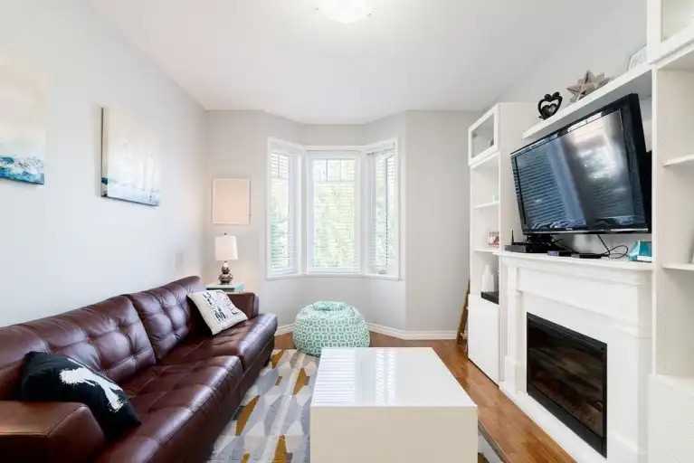 32501 Fraser Cres #24 - Photo 4 of 20