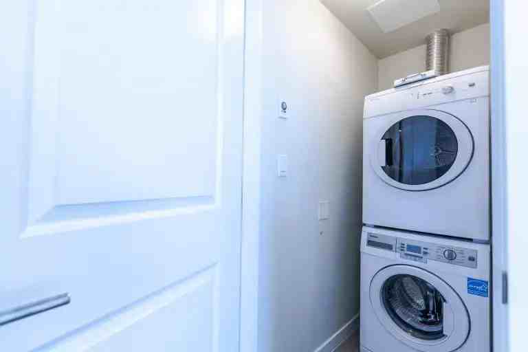 7368 Gollner Ave #502 - Photo 4 of 11