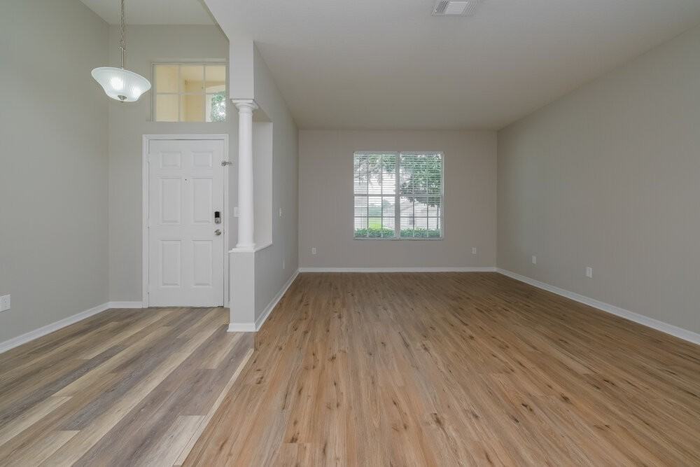 14143 Holly Hammock Ln - Photo 5 of 16