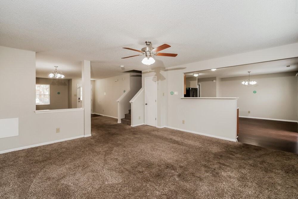 9165 Bainbridge Dr - Photo 7 of 17