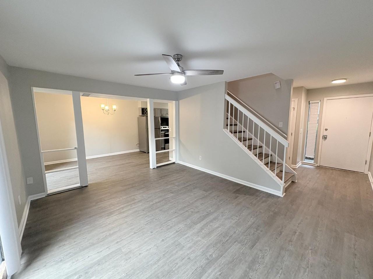 153 Wood Ct - Photo 2 of 11