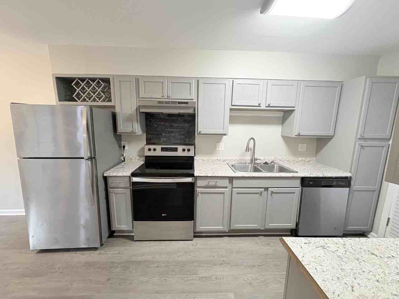 153 Wood Ct - Photo 7 of 11