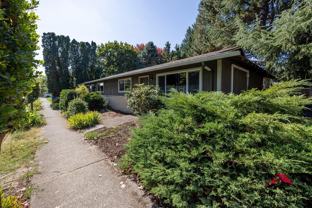 8205 Se 23rd Ave - Photo 1 of 1