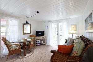 featured image of 5310 Avenida Navarra
