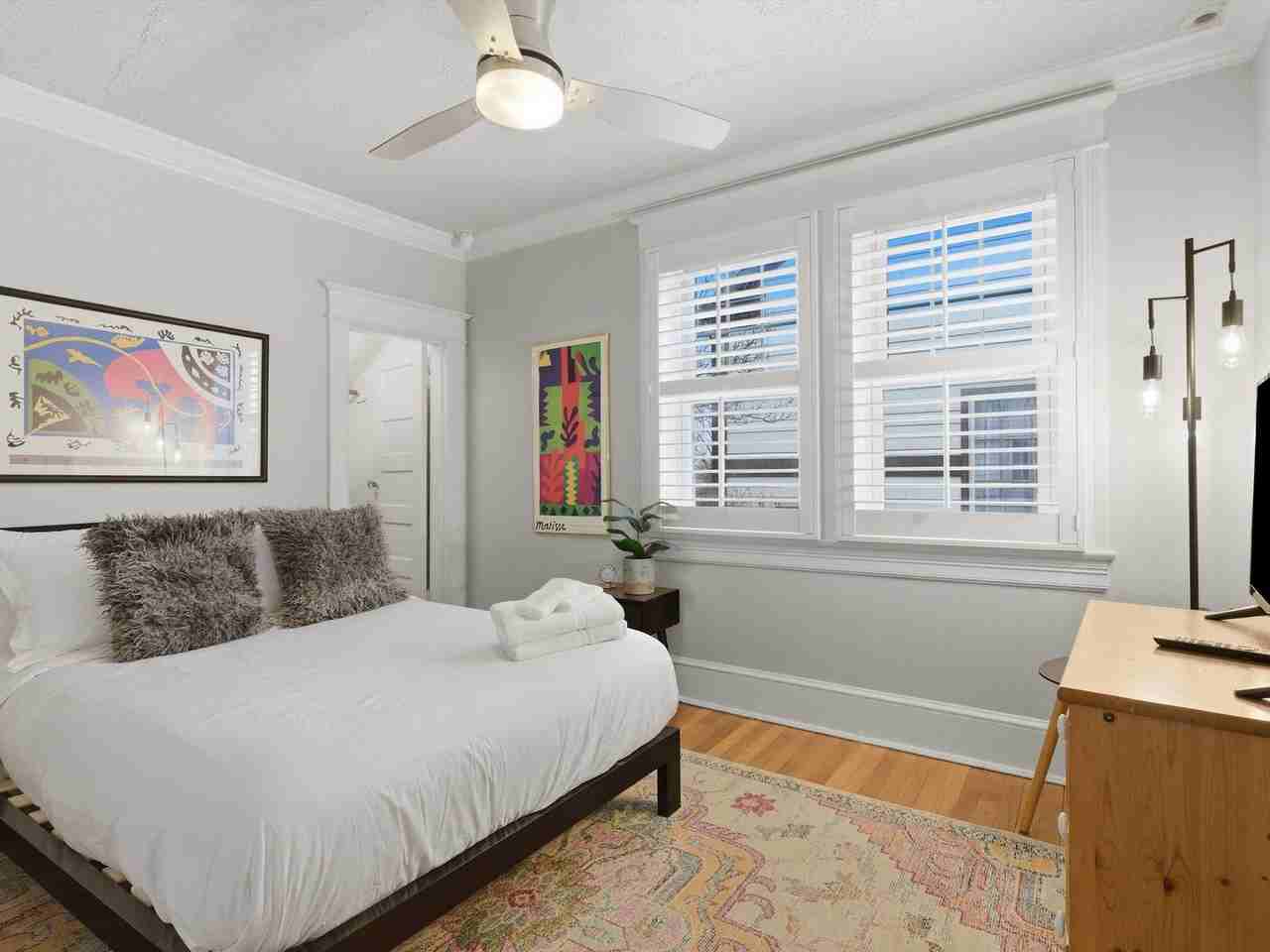 912 North Highland Street - Photo 5 of 28