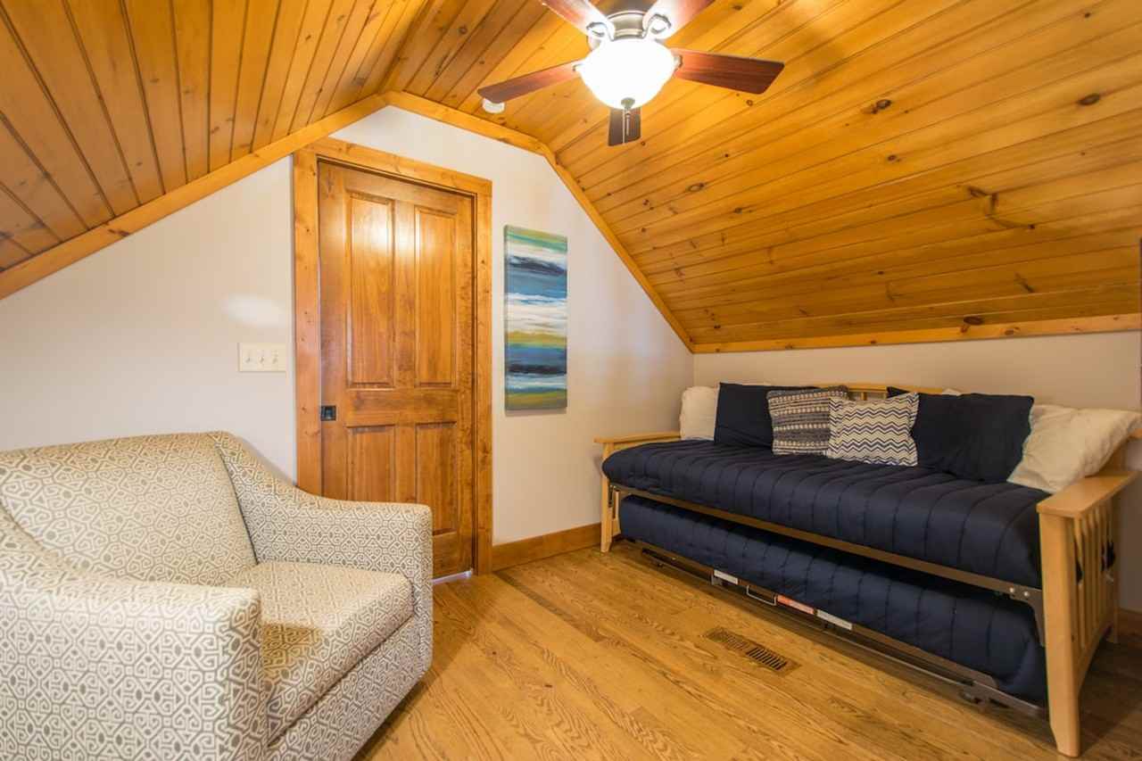 43 Evan Tyler Ln #1597153P - Photo 5 of 38