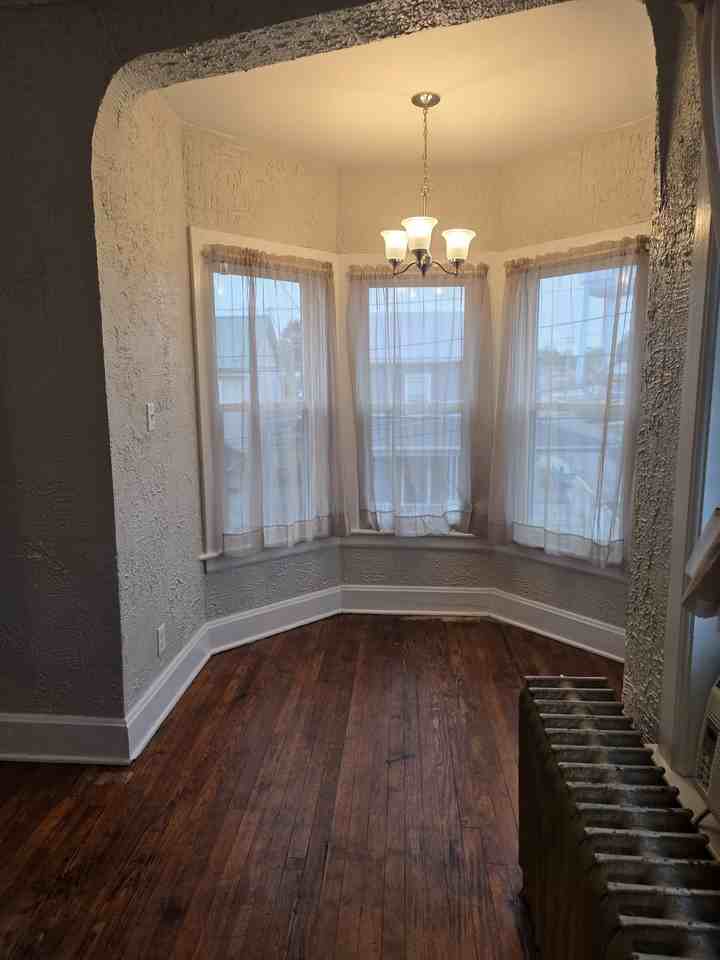 28 North Queen Street #2 - Photo 3 of 14