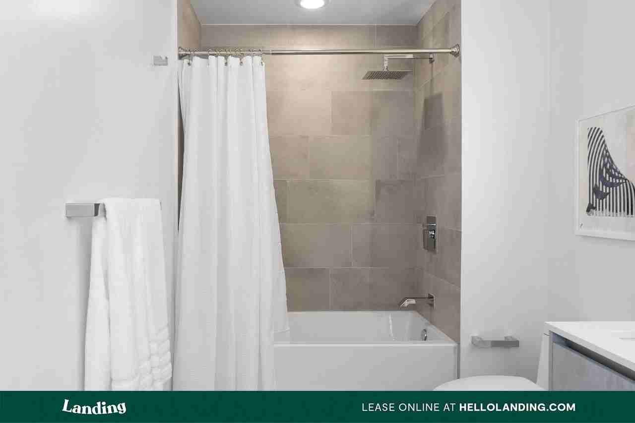250 Promenade Place - Photo 7 of 50