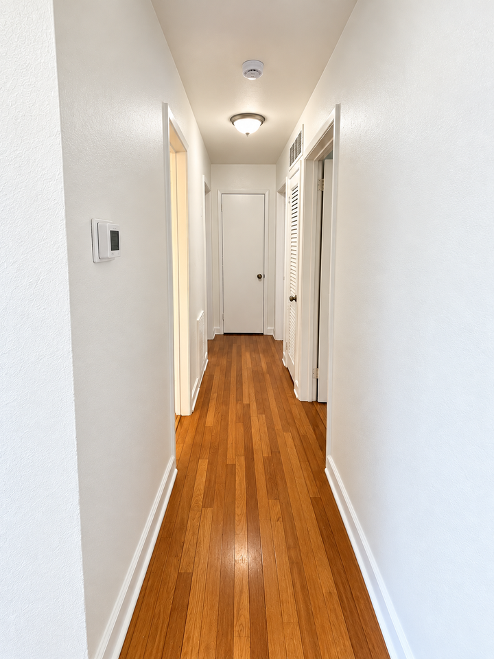 144 Gallant Fox Rd #1 - Photo 5 of 18