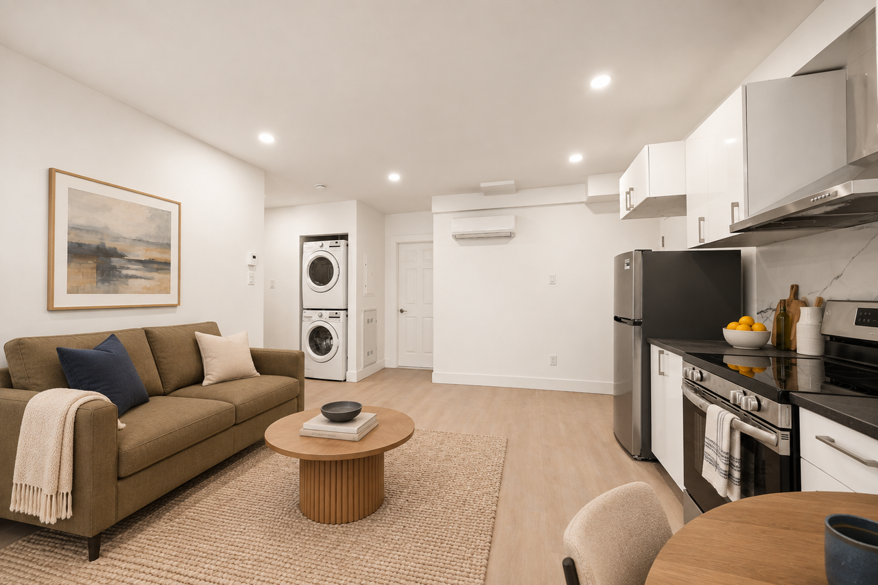 6434 25e Avenue #102 - Photo 2 of 11