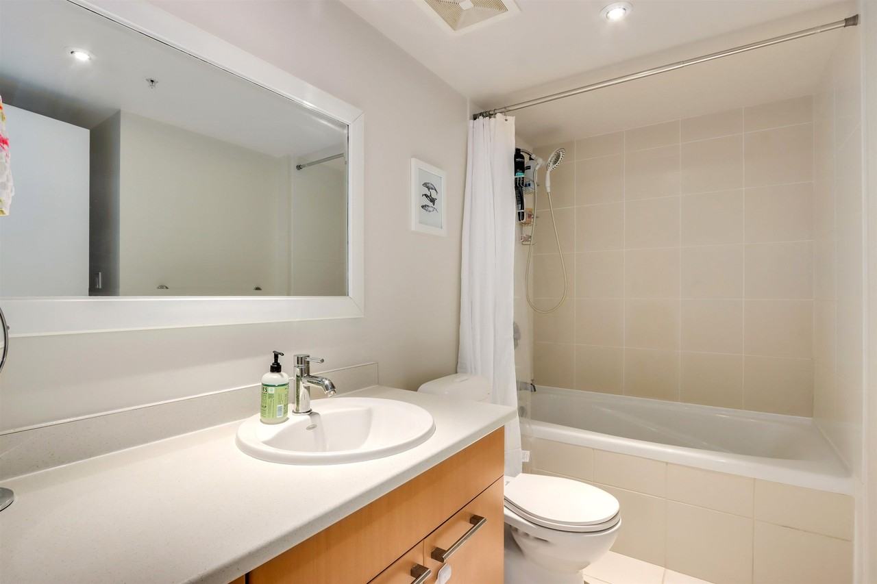 121 16th Street West #704 - Photo 7 of 11