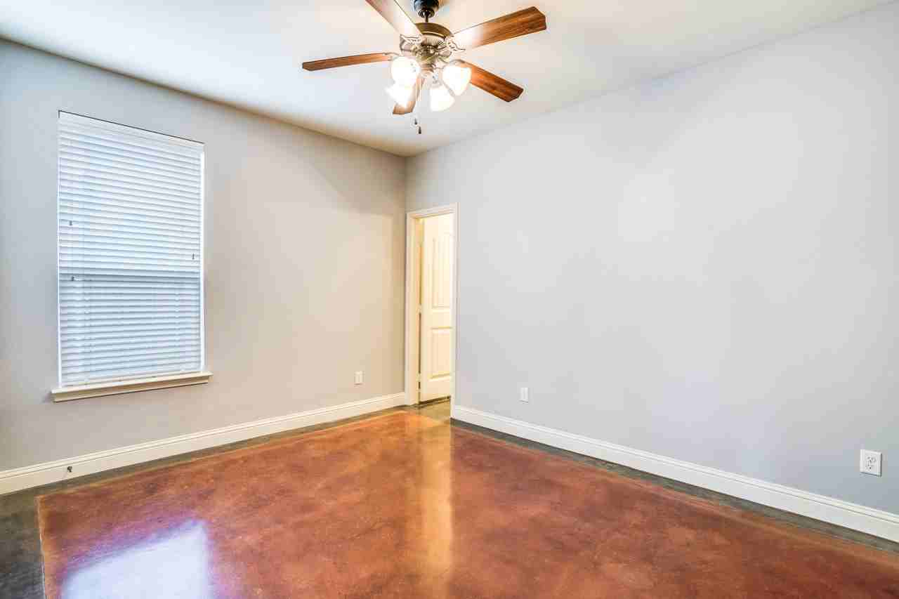 2710 Lubbock Ave #2710 - Photo 7 of 19