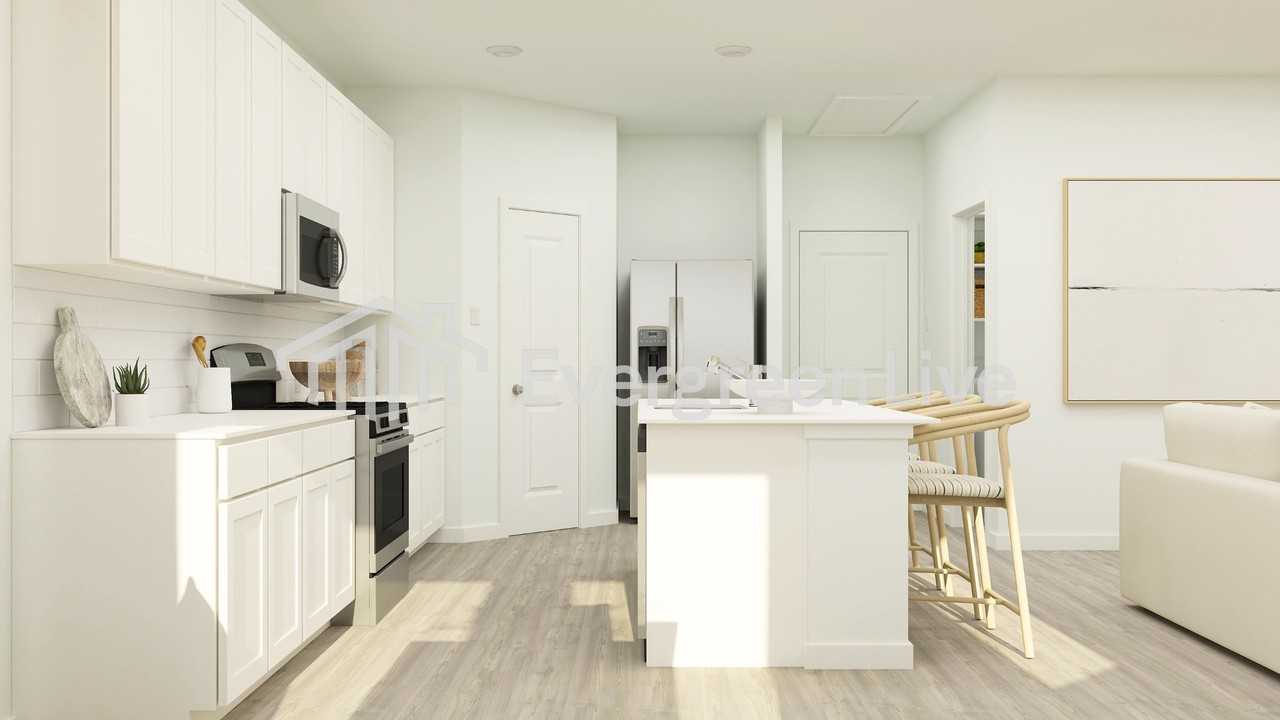 16404 Apricot Dr - Photo 3 of 15