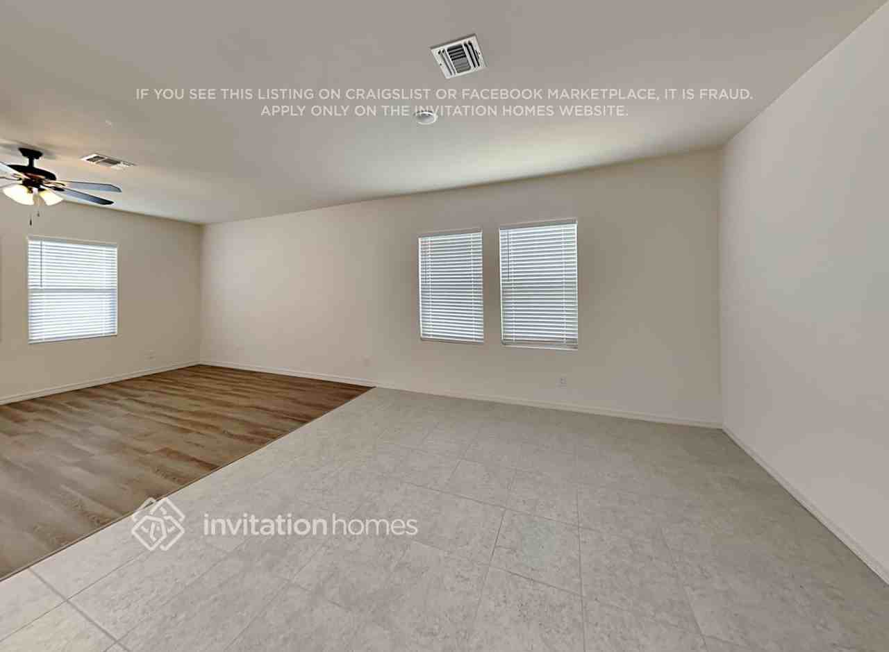 36058 W Santa Barbara Ave - Photo 3 of 18