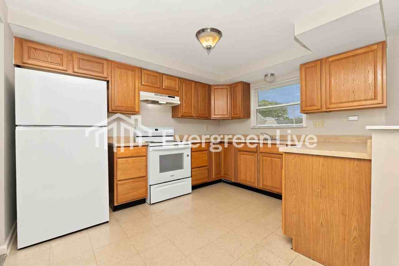 4425 Procuniar Dr - Photo 5 of 15