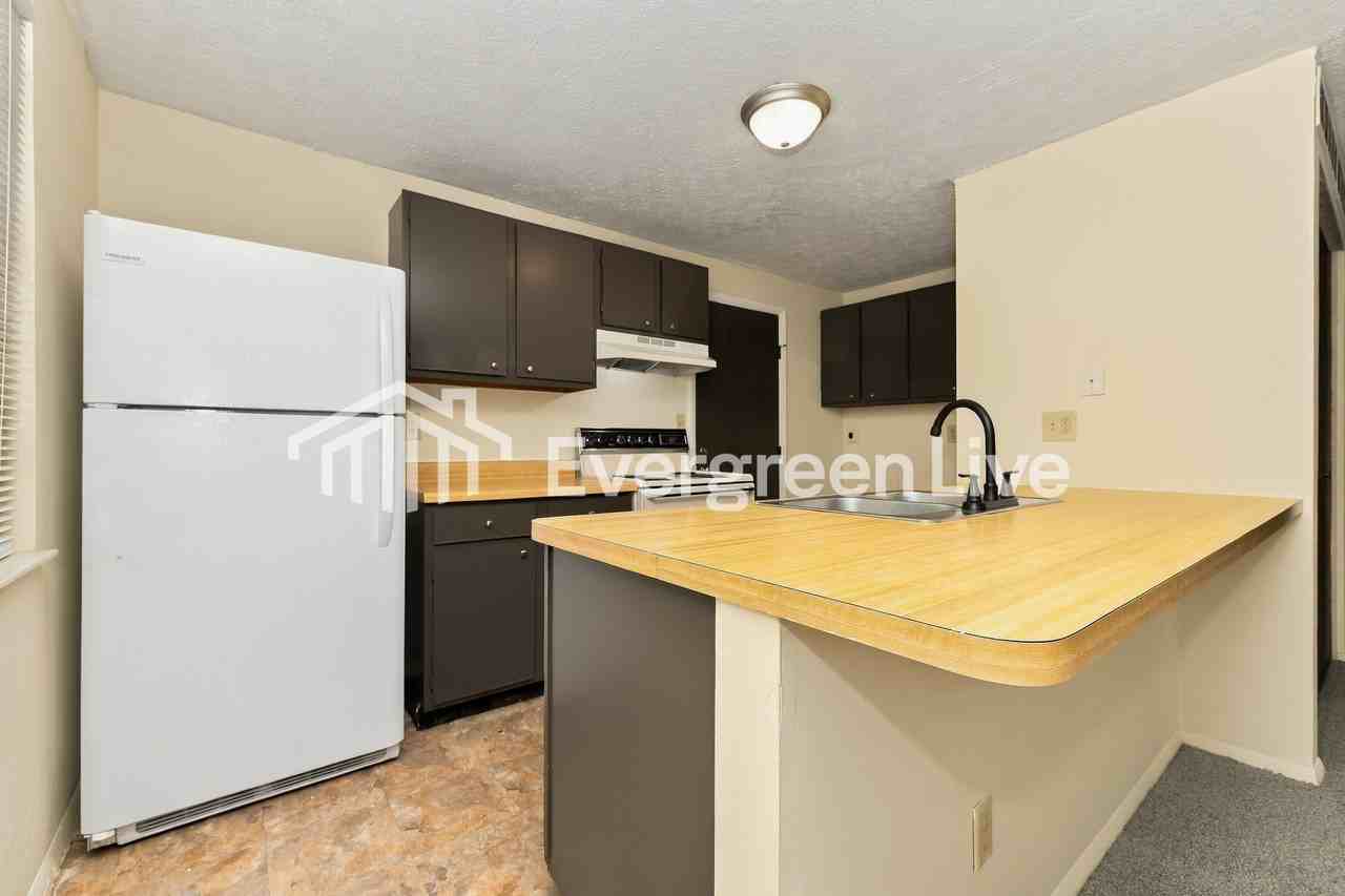 8175 Mount Mckinley Dr - Photo 5 of 15