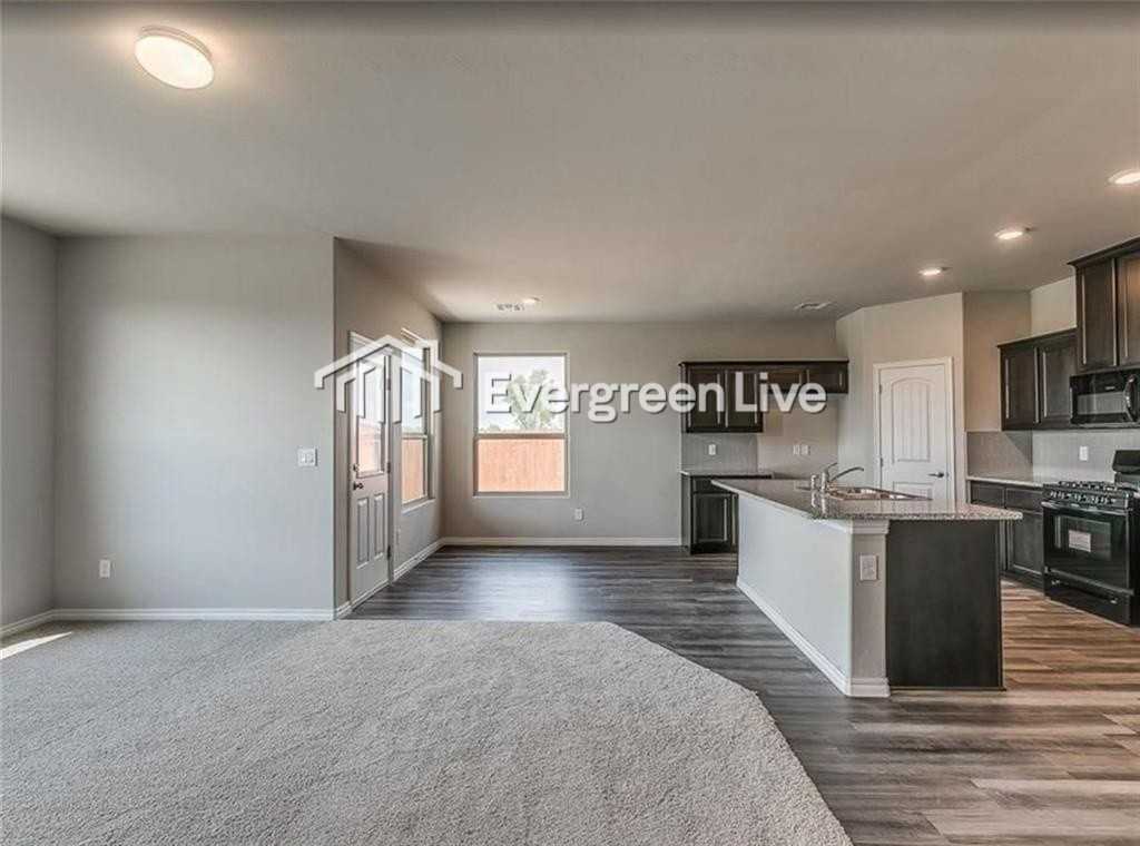 2513 Colby Ct - Photo 4 of 12