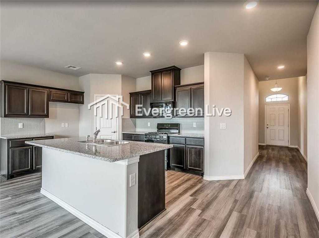 2513 Colby Ct - Photo 5 of 12