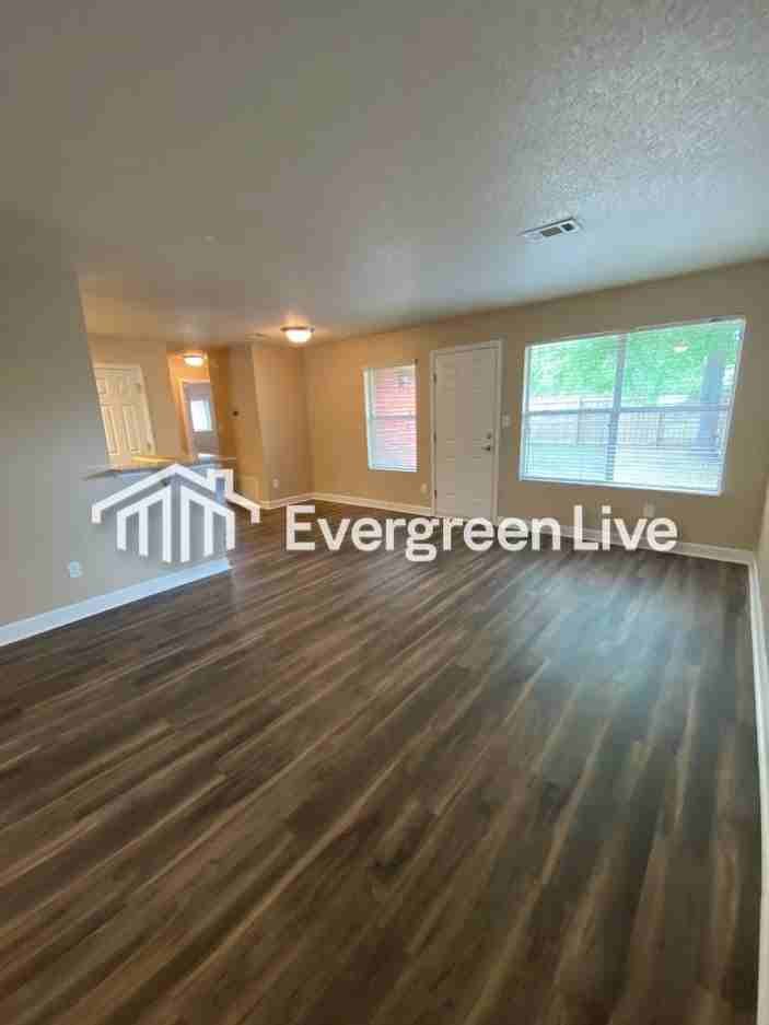 39 Laiken Ct - Photo 4 of 23