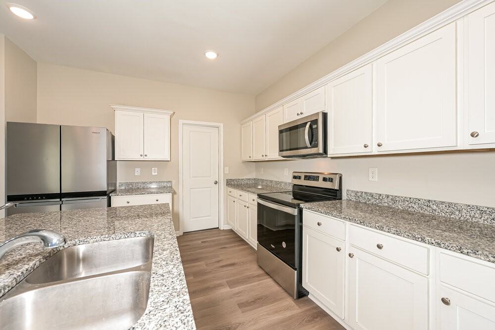 4064 Kendrick Cir - Photo 7 of 20
