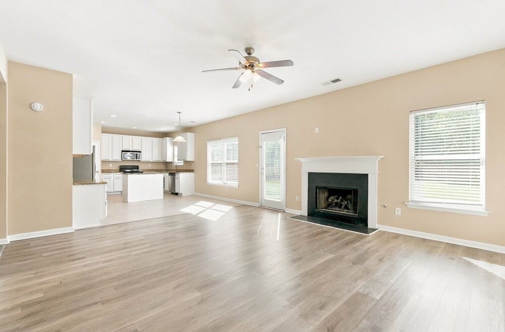 4455 Ambassador Way - Photo 5 of 17