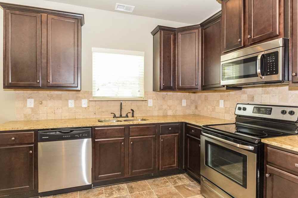 1215 Nottley Dr - Photo 3 of 15