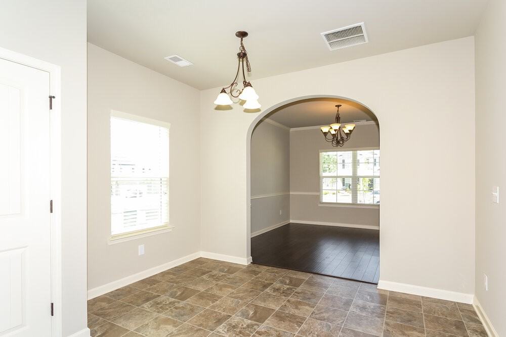 1215 Nottley Dr - Photo 4 of 15